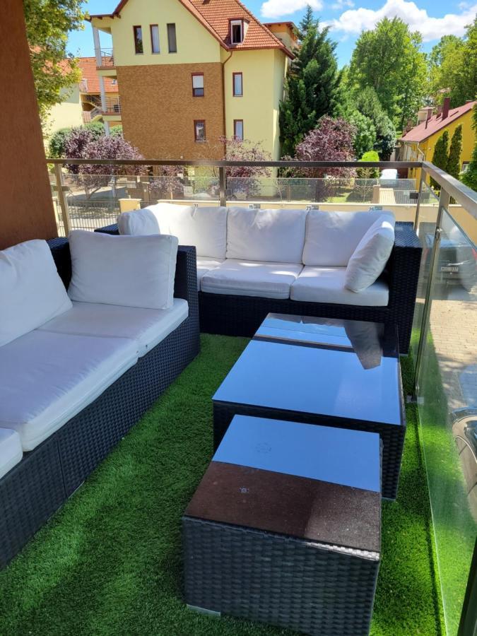 Republic5 Apartment Шиофок Экстерьер фото