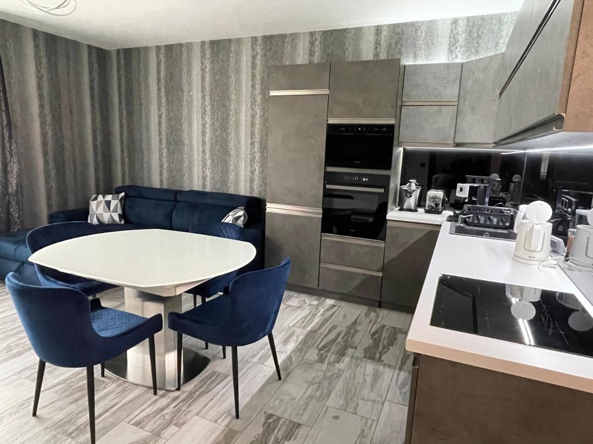 Republic5 Apartment Шиофок Экстерьер фото